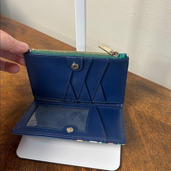 🔥LOW START TED BAKER London Painted Floral Hassiee Wallet. - Picture 5 of 10